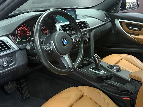 BMW 330i 2 of 22