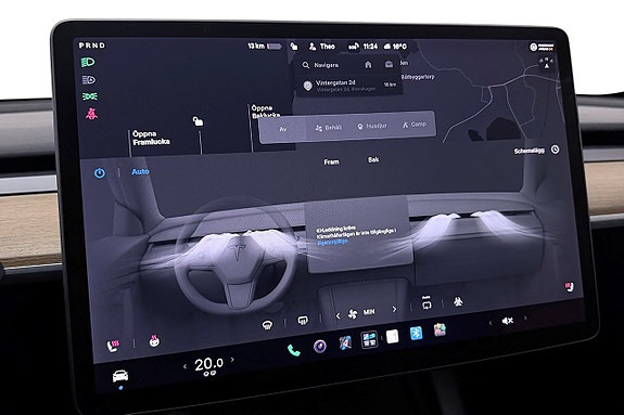 Tesla Model Y 25 of 30