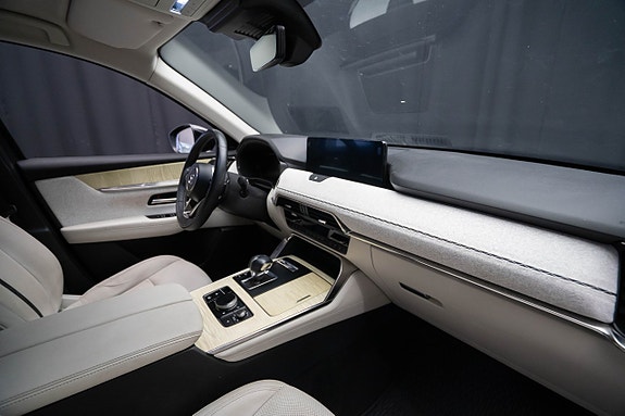 Mazda CX-60 12 of 25