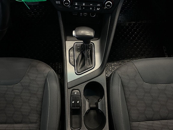 Kia Niro 15 of 26