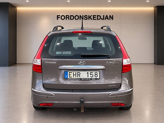 Hyundai i30 6 of 15