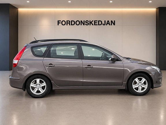 Hyundai i30 5 of 15
