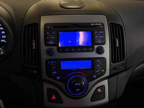 Hyundai i30 12 of 15