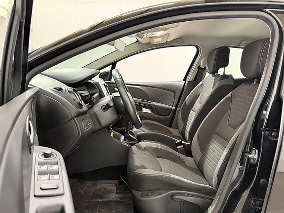 Renault Clio 9 of 24