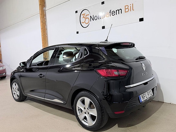 Renault Clio 3 of 24