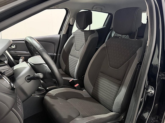 Renault Clio 10 of 24