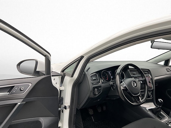 Volkswagen Golf I 21 of 28