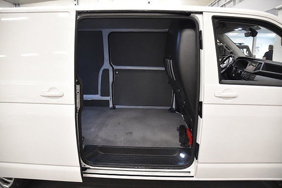 Volkswagen Transporter 16 of 17
