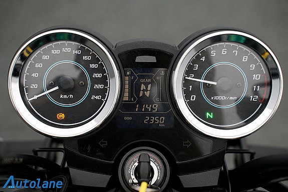 Kawasaki Ninja Z650RS *Värmehandtag, 235 mil 22 of 25