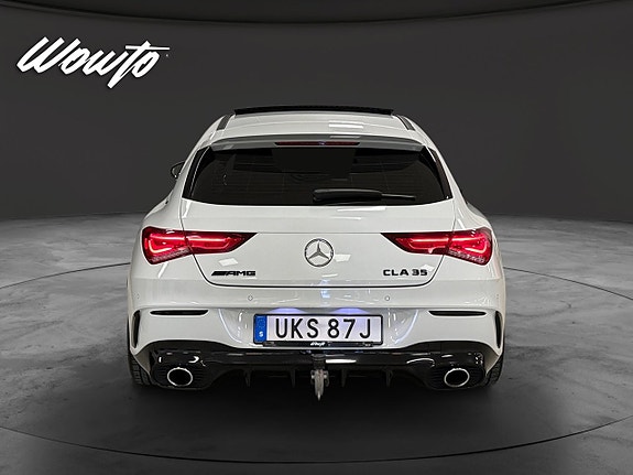 Mercedes-Benz CLA35 4 of 18