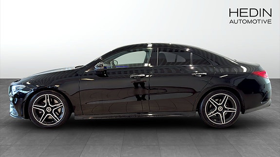 Mercedes-Benz CLA200 6 of 12