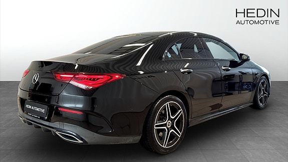 Mercedes-Benz CLA200 2 of 12