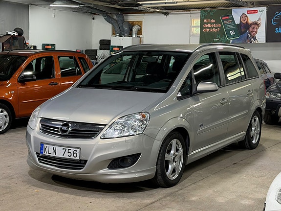 Opel Zafira 3 of 20