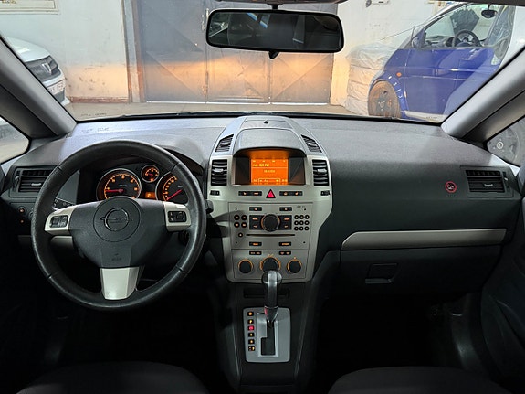 Opel Zafira 14 of 20