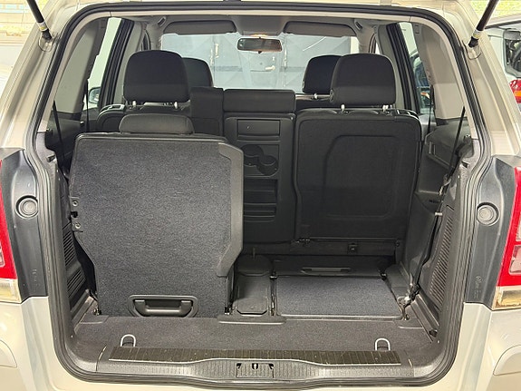Opel Zafira 8 of 20