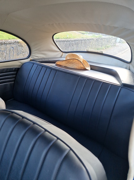 Volkswagen 1200 5 of 7