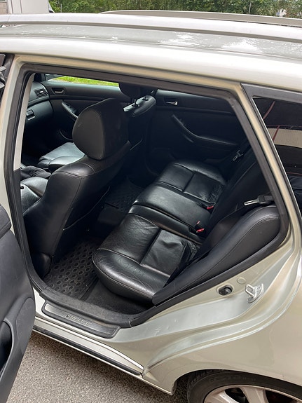 Toyota Avensis 6 of 7