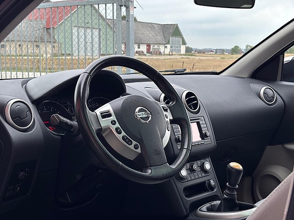Nissan Qashqai+2 8 of 28