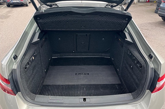 Skoda Superb 28 of 30