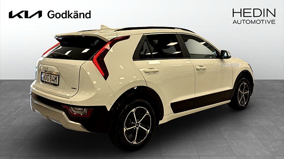 Kia Niro 2 of 12