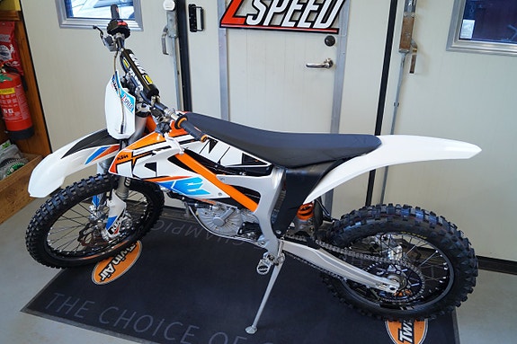KTM Freeride E-SX "SOM NY!" 6 of 11