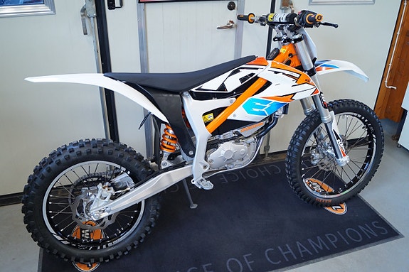 KTM Freeride E-SX "SOM NY!" 10 of 11