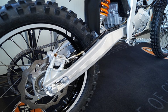 KTM Freeride E-SX "SOM NY!" 9 of 11