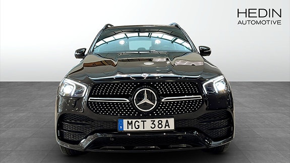 Mercedes-Benz GLE450 2 of 26
