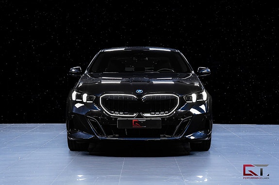 BMW 530e 3 of 22