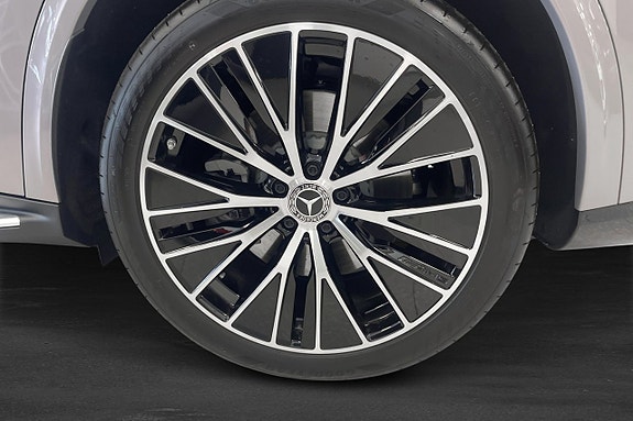 Mercedes-Benz GLC300 de 5 of 13