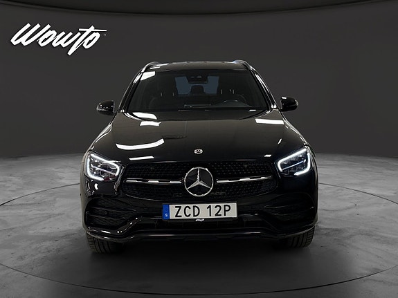 Mercedes-Benz GLC300 de 2 of 20