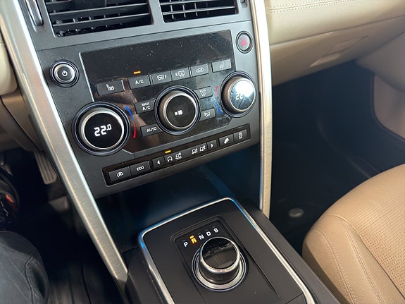 Land Rover Discovery Sport 22 of 24