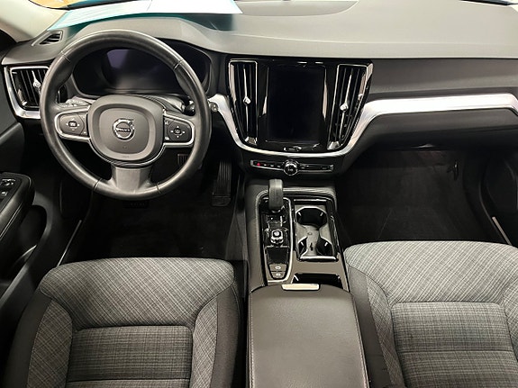 Volvo V60 16 of 22
