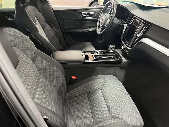 Volvo V60 19 of 22