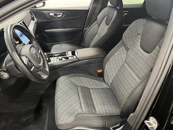 Volvo V60 12 of 22
