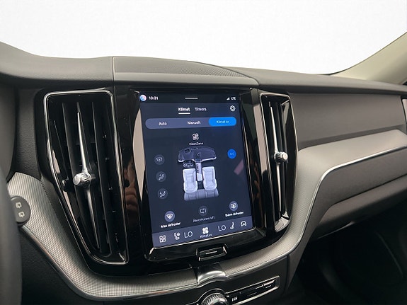 Volvo XC60 26 of 30