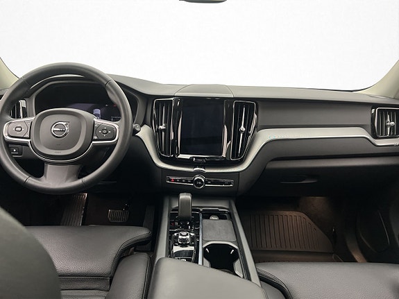 Volvo XC60 18 of 30