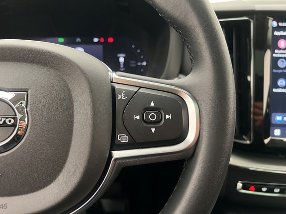 Volvo XC60 23 of 30