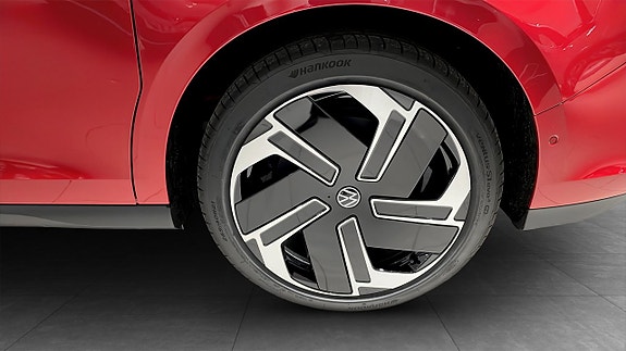 Volkswagen ID. Buzz 6 of 14