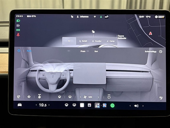 Tesla Model 3 21 of 23