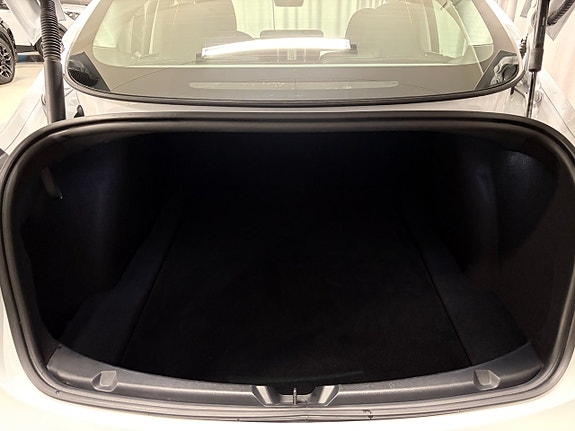 Tesla Model 3 6 of 23