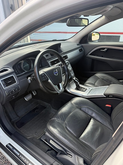 Volvo V70 5 of 5