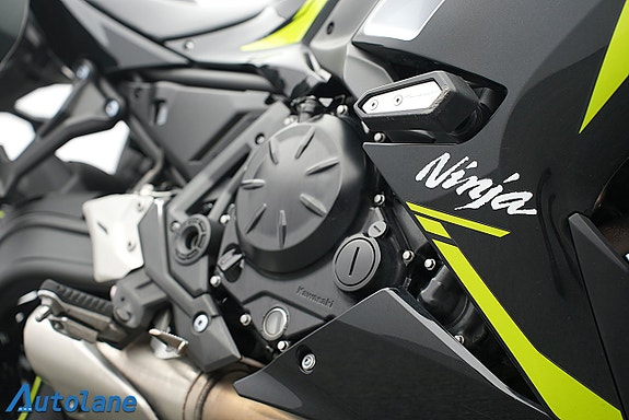 Kawasaki Ninja ER-6F *A2, Nyservad, Väskor 24 of 25