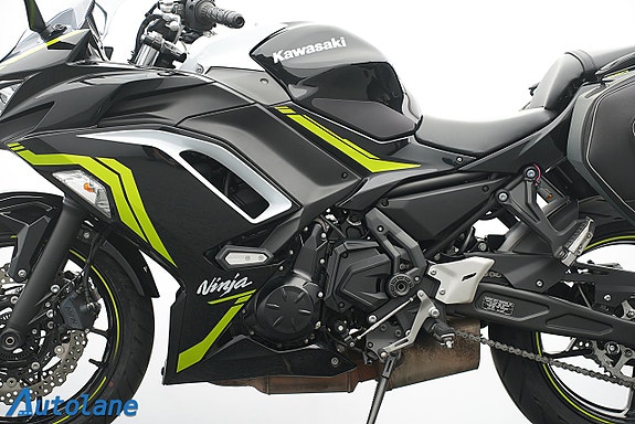 Kawasaki Ninja ER-6F *A2, Nyservad, Väskor 14 of 25
