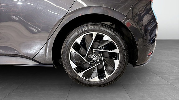 Volkswagen ID.3 6 of 18