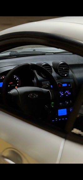 Hyundai Coupe 6 of 12