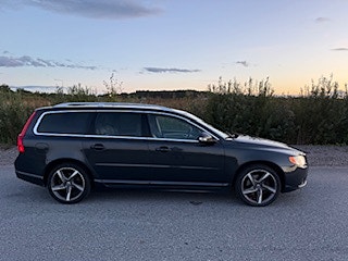 Volvo V70 3 of 6