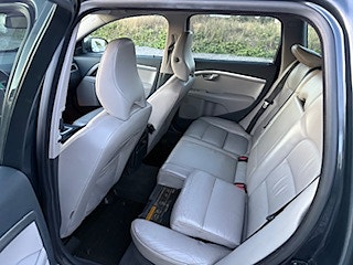 Volvo V70 5 of 6