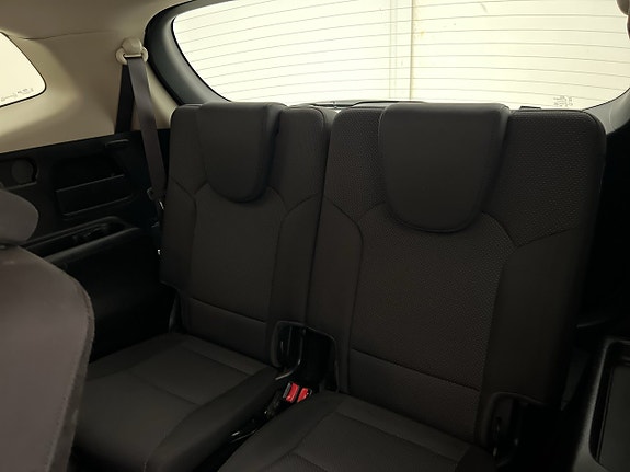 Kia Carens 24 of 30