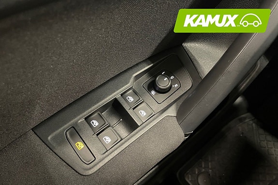 Volkswagen Tiguan 21 of 26